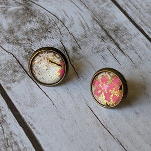 Glass Dome Bronze-Plated Stud Earrings with Cherry Blossom Chiyogami Paper